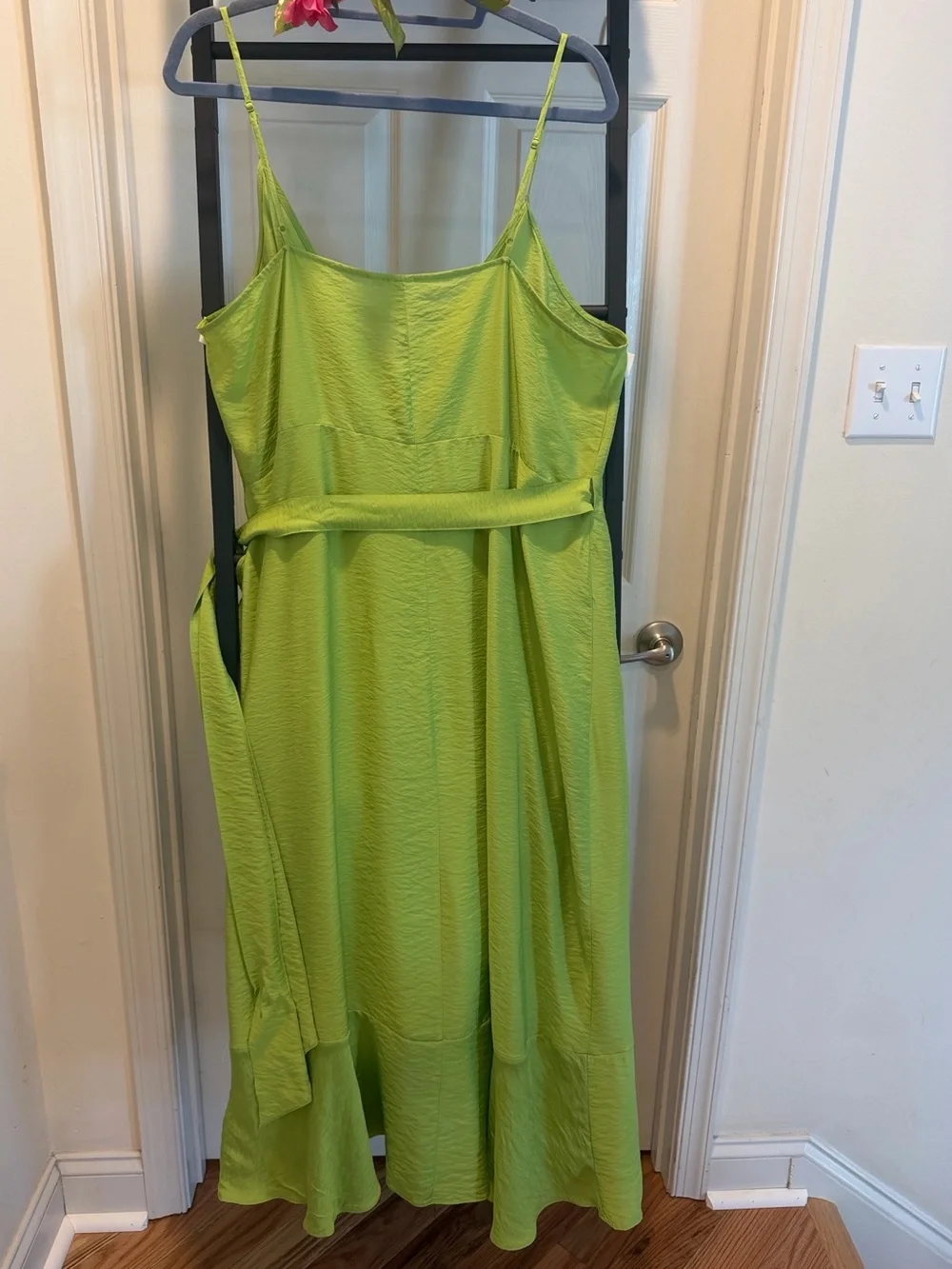 Lime Green Wrap Dress with Ruffle Side Tie Beach Vacation Dress Wedding Guess - Picture 14 of 16